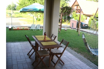 Slovaquie Privát Moča, Extérieur